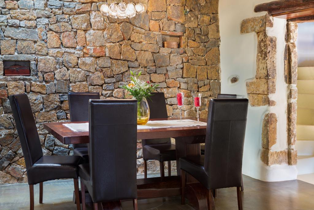 Verekinthos Villas - Pool, Hot Tub, Bbq, Kids Playground, Stunning Mountain Views Yerolákkos المظهر الخارجي الصورة